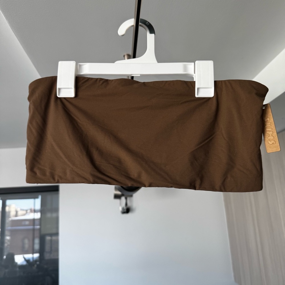 NWT SKIMS Fits Everybody Bandeau - Oxide - Size XL - Picture 5 of 10